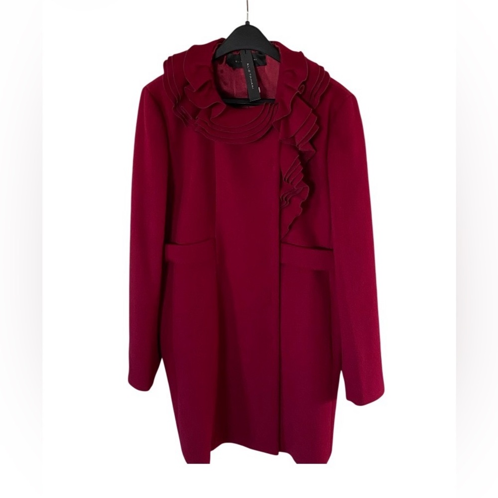Elie Tahari Drew Ruffled Coat size XL , NWT, 100 % wool, pockets, in China red.
